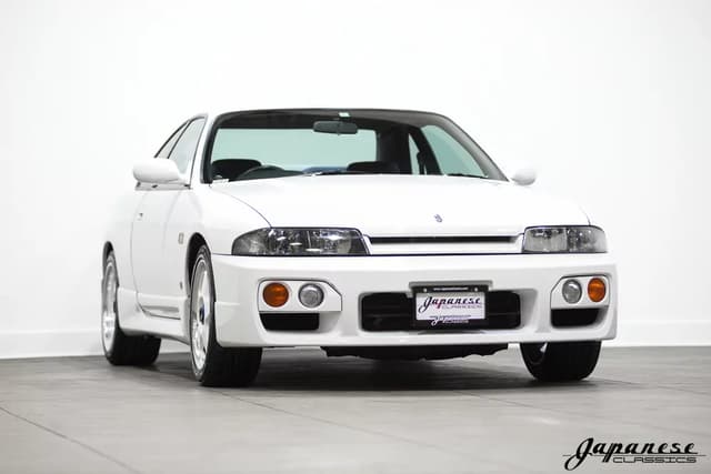 1996 Nissan Skyline JDM car for sale — photo 3 of 25