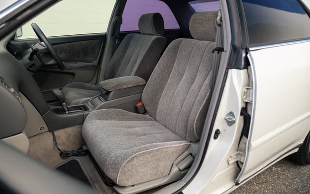 1996 Toyota Mark II JDM car for sale — photo 6 of 16