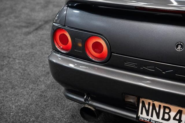 1991 Nissan Skyline JDM car for sale — photo 5 of 19