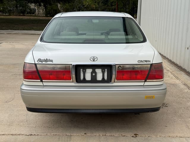 2000 Toyota Crown JDM car for sale — photo 8 of 21