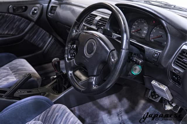 1996 Subaru Legacy JDM car for sale — photo 12 of 25