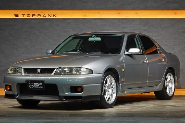 1998 Nissan Skyline JDM car for sale — photo 9 of 25