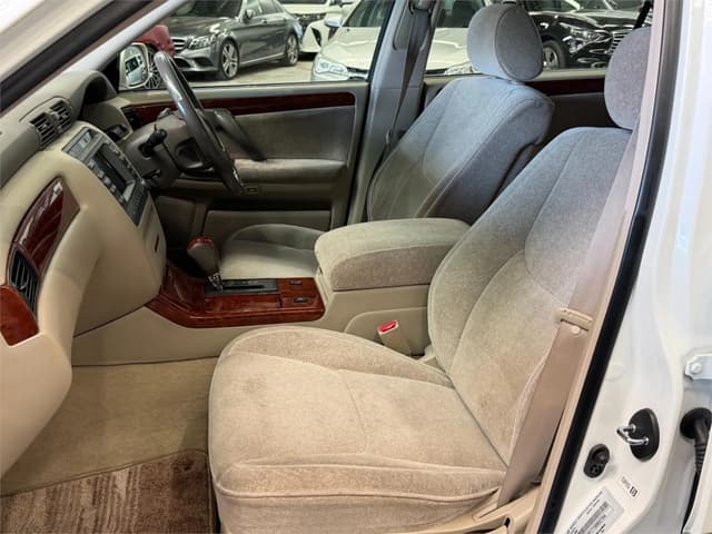 1999 Toyota Crown JDM car for sale — photo 15 of 19