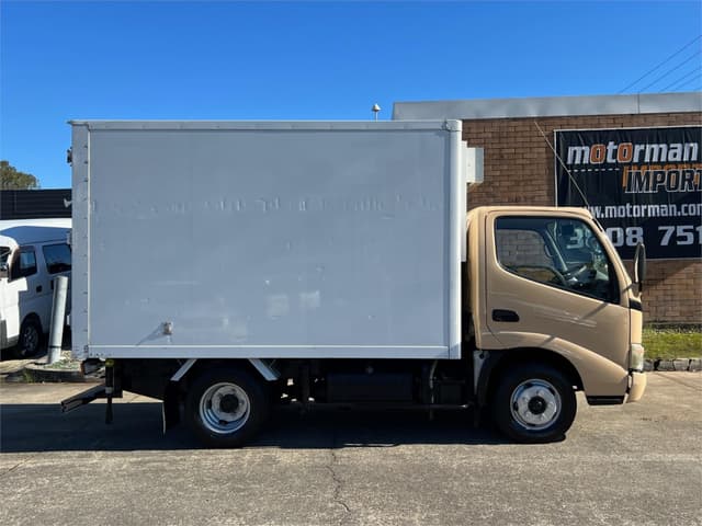 2008 Toyota Dyna JDM car for sale — photo 5 of 18