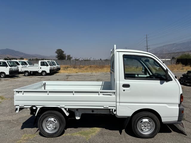 1997 Mitsubishi Minicab JDM car for sale — photo 8 of 25
