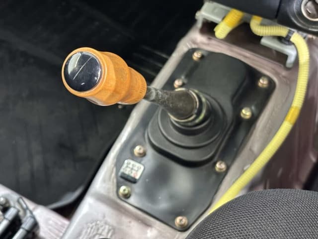 2001 Mitsubishi Pajero Mini JDM car for sale — photo 18 of 25
