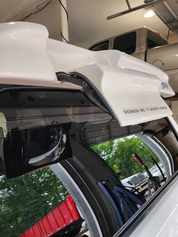 1998 Toyota Hilux Surf JDM car for sale — photo 23 of 25