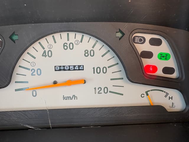 1999 Mitsubishi Minicab JDM car for sale — photo 12 of 25