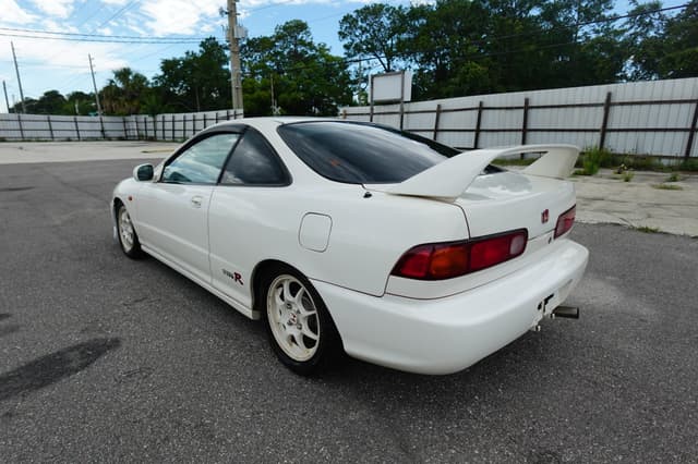 1997 Honda Integra JDM car for sale — photo 6 of 18
