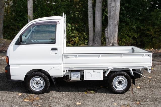 1996 Mitsubishi Minicab JDM car for sale — photo 3 of 18