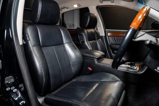 2006 Nissan Fuga JDM car for sale — photo 16 of 18