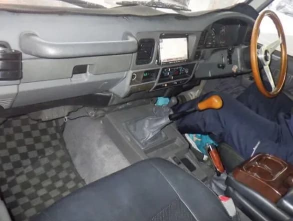 1995 Toyota Land Cruiser Prado JDM car for sale — photo 3 of 6