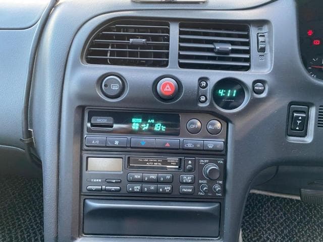 1997 Nissan Skyline JDM car for sale — photo 23 of 25