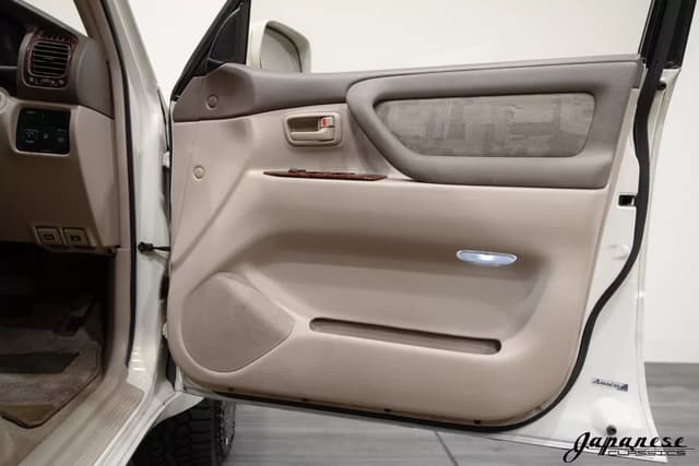 2000 Toyota Land Cruiser JDM car for sale — photo 20 of 25
