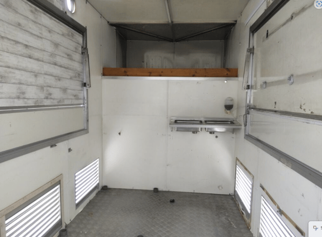 2001 Mitsubishi Minicab JDM car for sale — photo 4 of 10