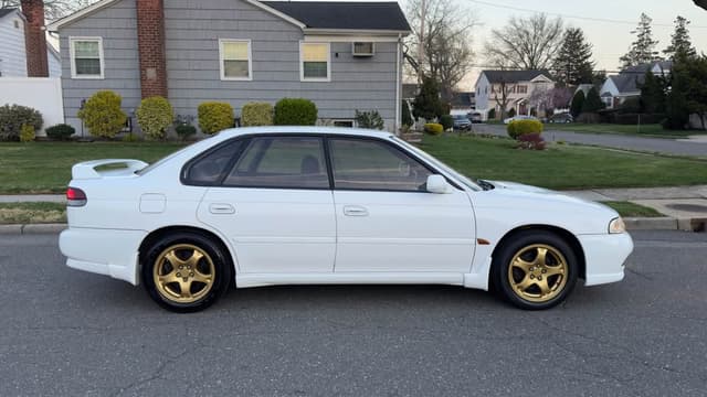 1997 Subaru Legacy JDM car for sale — photo 5 of 18