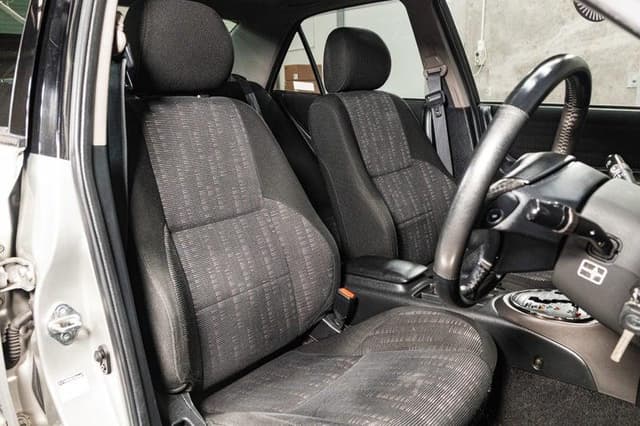 1999 Toyota Altezza JDM car for sale — photo 17 of 20