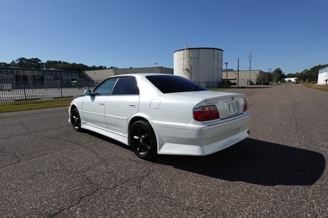 1998 Toyota Chaser JDM car for sale — photo 11 of 18