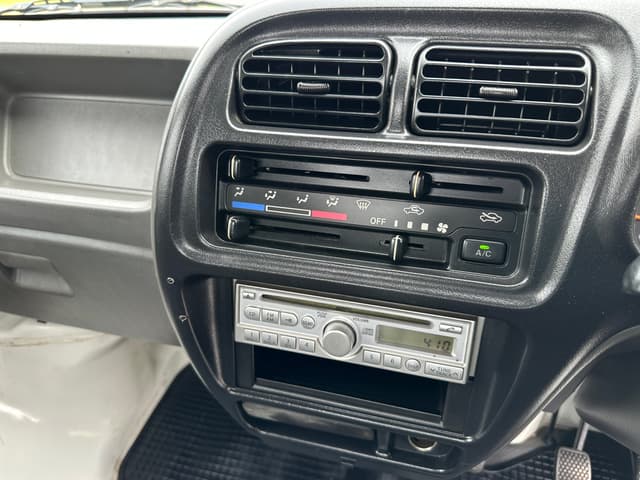 1999 Suzuki Carry JDM car for sale — photo 16 of 18