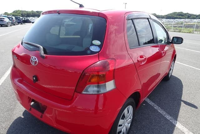 2009 Toyota Vitz JDM car for sale — photo 5 of 25