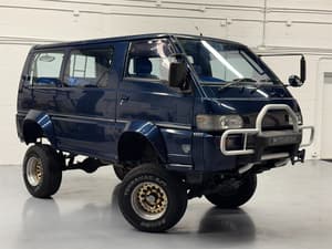 1993 Mitsubishi Delica JDM car for sale