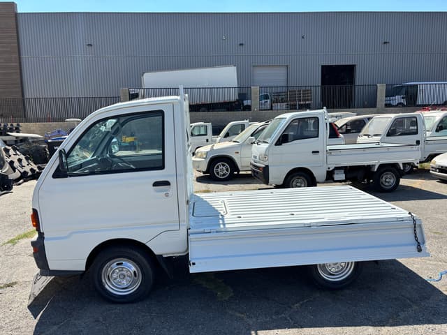 1997 Mitsubishi Minicab JDM car for sale — photo 9 of 25