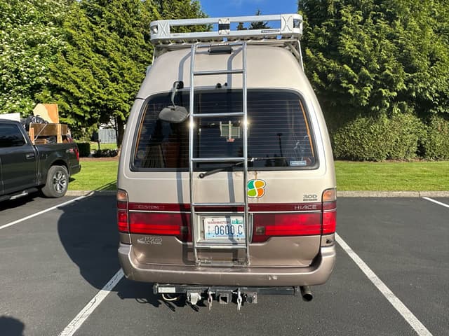 1995 Mitsubishi Minicab JDM car for sale — photo 5 of 10