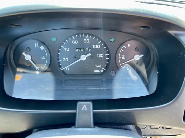 1999 Daihatsu Hijet JDM car for sale — photo 18 of 25