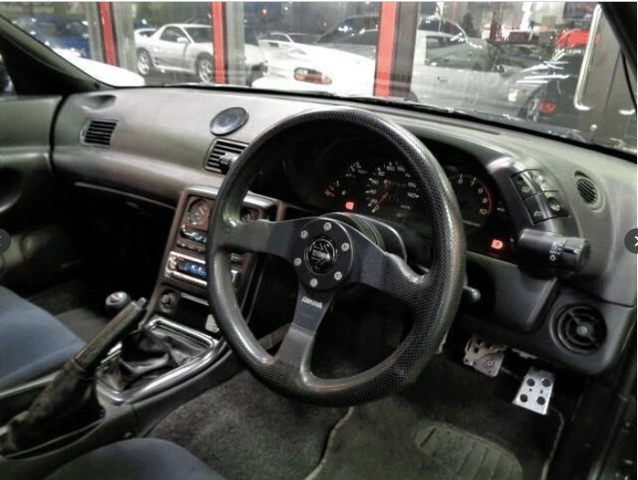 1989 Nissan Skyline JDM car for sale — photo 3 of 10