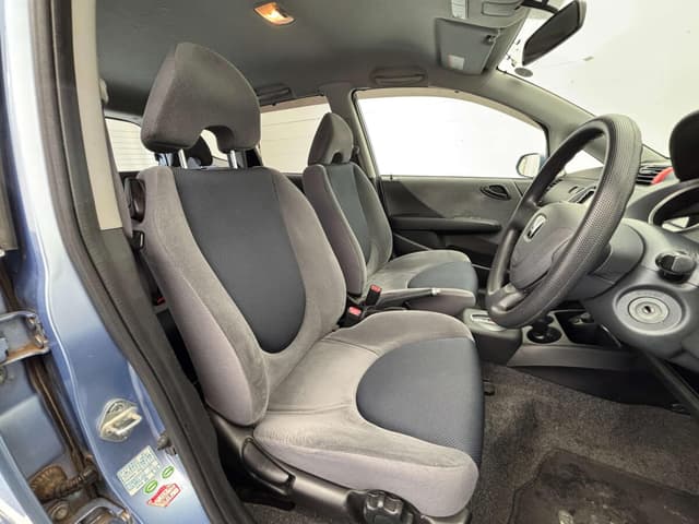 2001 Honda Fit JDM car for sale — photo 11 of 25