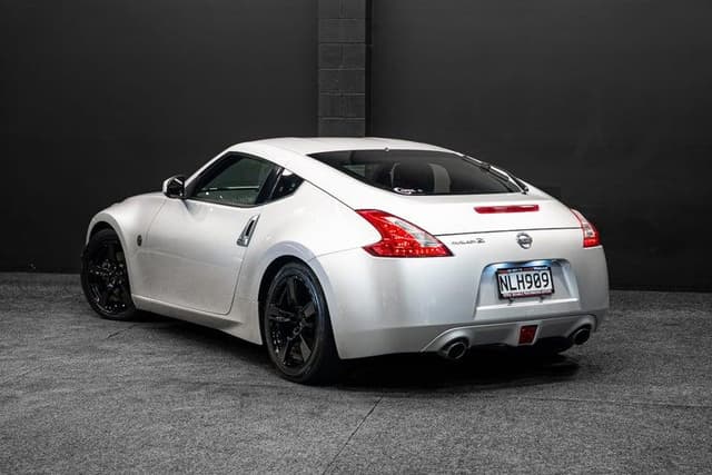 2010 Nissan Fairlady Z JDM car for sale — photo 4 of 20