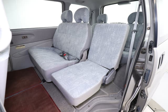 2000 Mitsubishi Delica JDM car for sale — photo 20 of 25