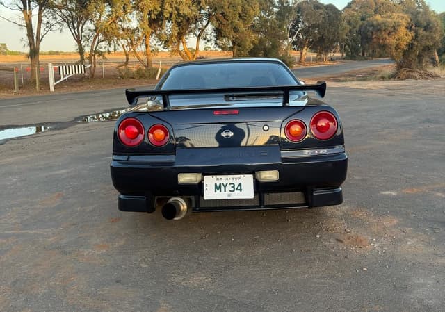 1999 Nissan Skyline JDM car for sale — photo 4 of 10