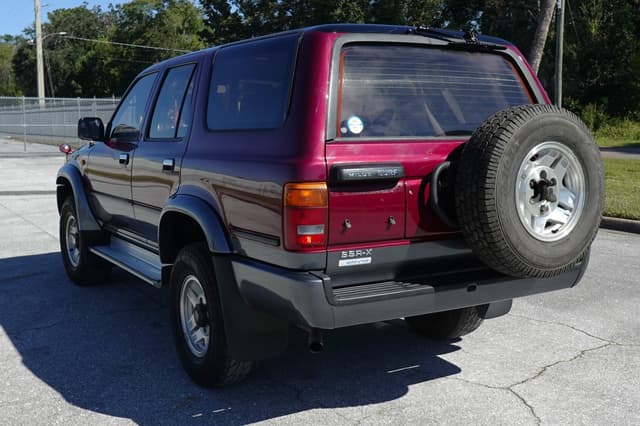 1993 Toyota Hilux Surf JDM car for sale — photo 7 of 17