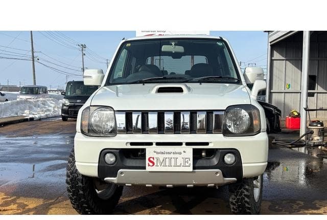 2010 Suzuki Jimny JDM car for sale — photo 2 of 25
