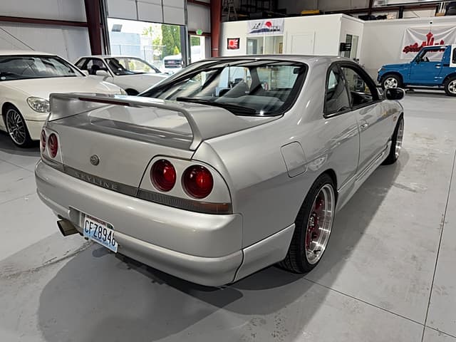 1996 Nissan Skyline JDM car for sale — photo 5 of 25