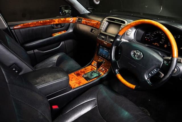 2003 Toyota Celsior JDM car for sale — photo 14 of 14