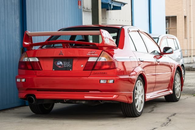 2000 Mitsubishi Lancer Evolution JDM car for sale — photo 14 of 25