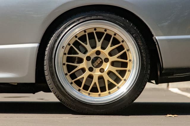 1997 Nissan Skyline JDM car for sale — photo 23 of 25
