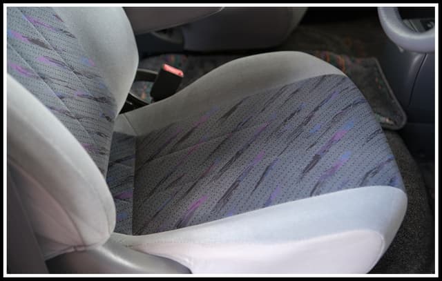 1998 Toyota Estima JDM car for sale — photo 17 of 19