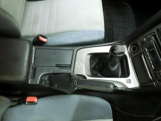2001 Nissan Skyline JDM car for sale — photo 13 of 25