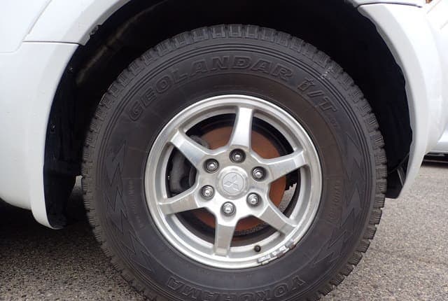 2001 Mitsubishi Pajero JDM car for sale — photo 12 of 25