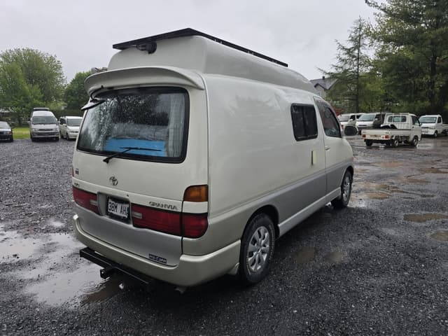1996 Toyota Granvia JDM car for sale — photo 7 of 14