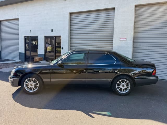 1996 Toyota Celsior JDM car for sale — photo 2 of 10