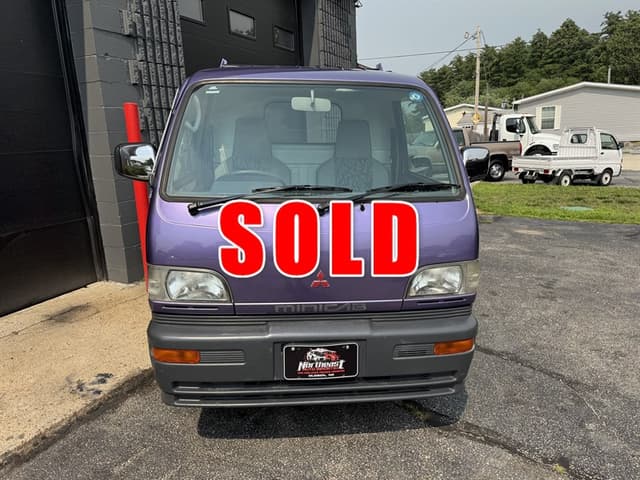 1998 Mitsubishi Minicab JDM car for sale — photo 6 of 25