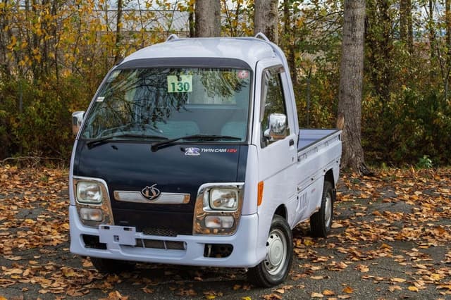 1997 Daihatsu Hijet JDM car for sale — photo 2 of 9
