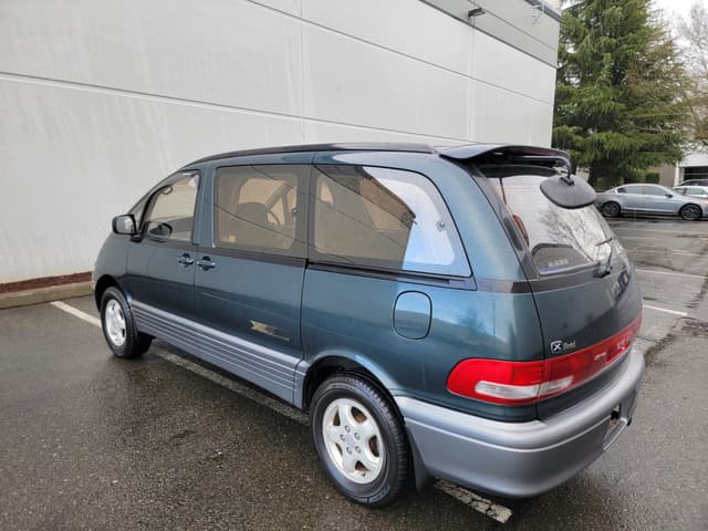 1994 Toyota Estima JDM car for sale — photo 5 of 17