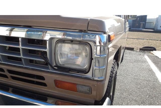 1987 Nissan Safari JDM car for sale — photo 10 of 25