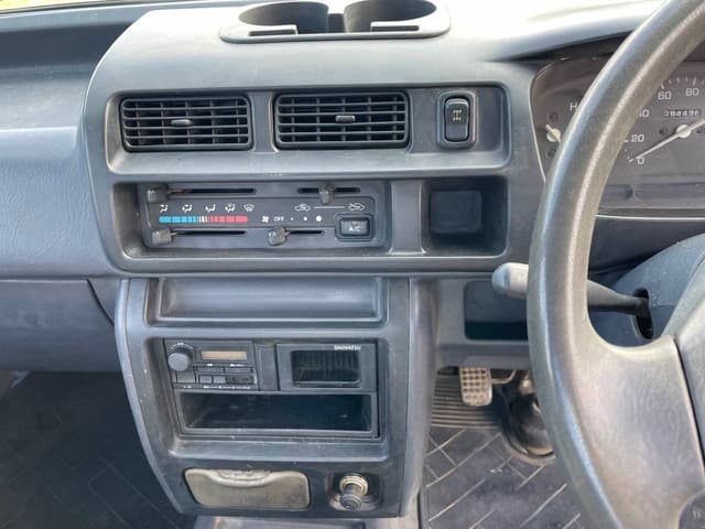 1999 Daihatsu Hijet JDM car for sale — photo 17 of 25