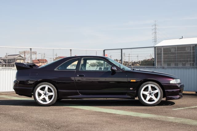 1996 Nissan Skyline JDM car for sale — photo 12 of 25